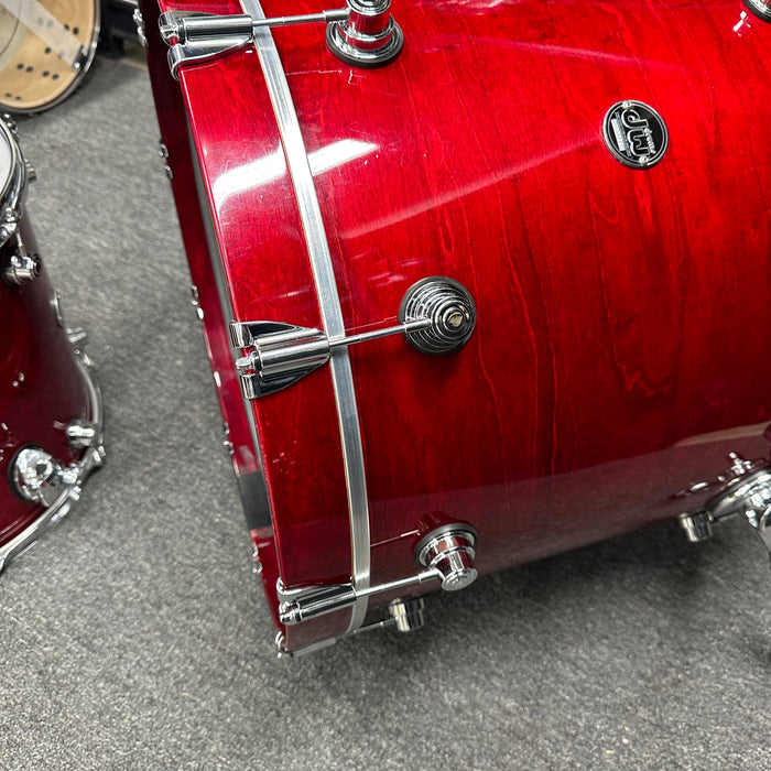 DW Performance Series 4 Piece Drum Set - Red Lacquer - 10/12/16/22