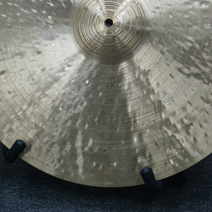 Paiste 20" Signature Traditionals Medium Light Ride Cymbal - Free Shipping