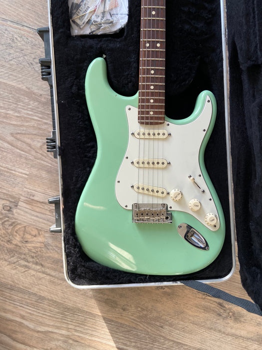 Fender FSR American Standard Stratocaster W/ Hard Case - Surf Green