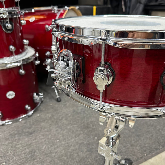 DW Design Series Snare Drum - Cherry Stain - 14" x 5.5”