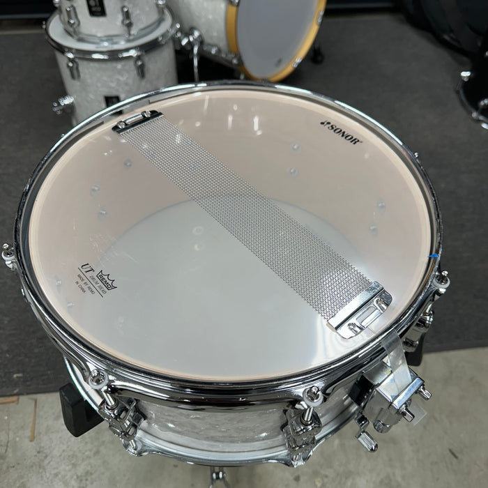 Sonor AQ2 Safari Maple Snare Drum - White Marine Pearl - 13" x 6"